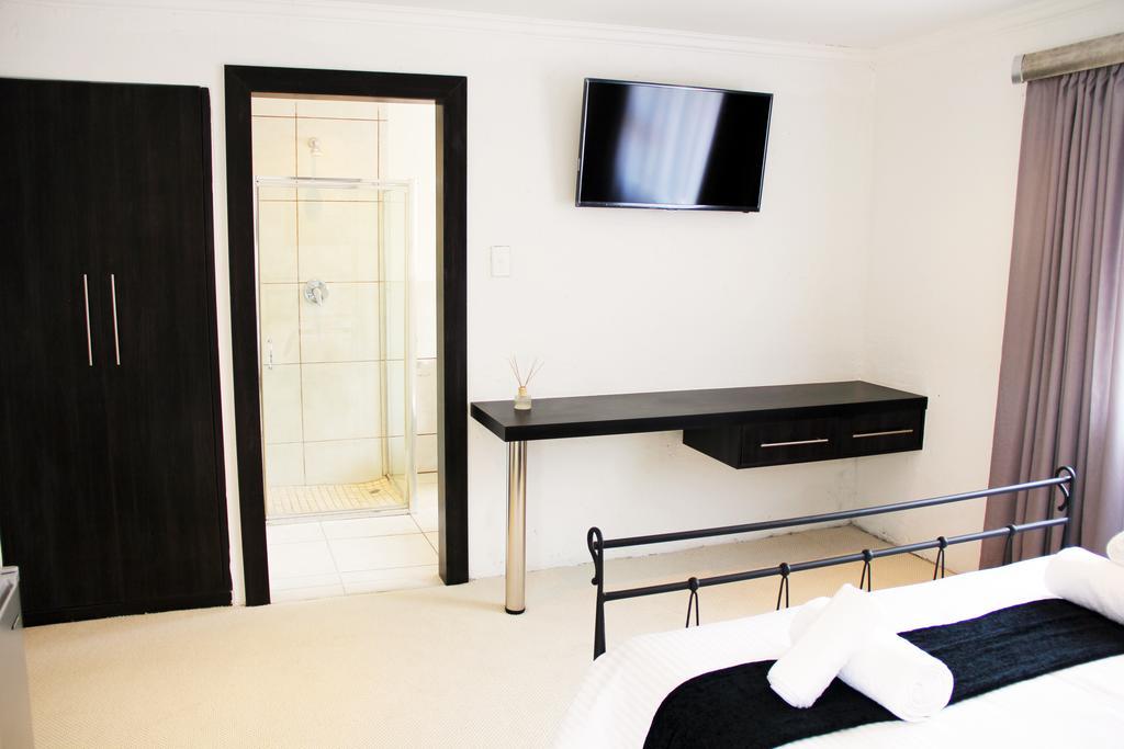 La Coscello Guest House Edenvale Ruang foto